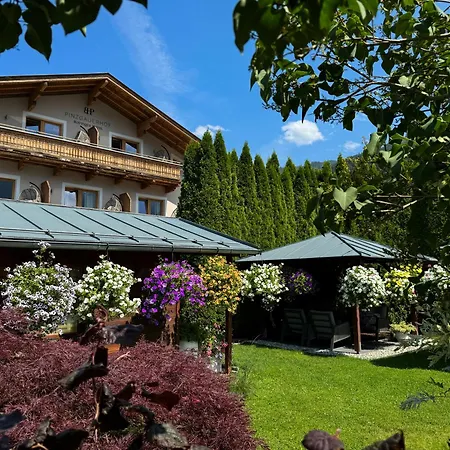 Boutique Pinzgauerhof Szálloda Kaprun