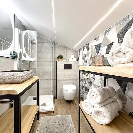 Boutique Pinzgauerhof Капрун