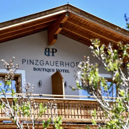 ホテル Boutique Pinzgauerhof